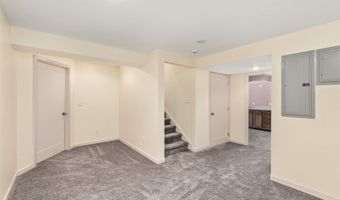 27887 337th Ct, Adel, IA 50003