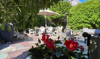 204 CORAL St, Beach Haven, NJ 08008