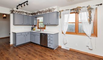 1101 SE Innsbruck Dr, Ankeny, IA 50021