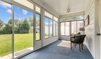 1024 S MATTHIAS St, Appleton, WI 54915