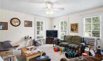 321 6th Ave E, Alexandria, MN 56308