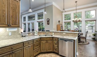 5 Utrera Ln, Hot Springs Village, AR 71909