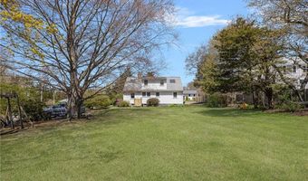 153 Hamilton Ave, Jamestown, RI 02835