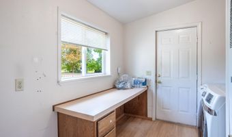 17055 Palm Ave, Anderson, CA 96007