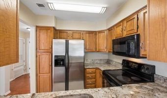 40 Ray Ct, Bedminster, NJ 07921