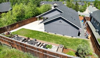 2209 Esther Ln, Grants Pass, OR 97527