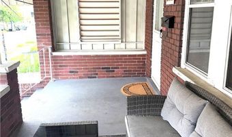 832 Maplewood Ave, Ambridge, PA 15003