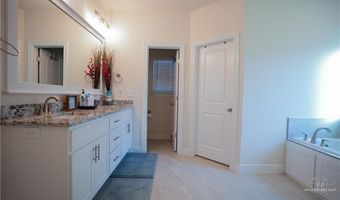 1411 Sessile Oak Way, Bentonville, AR 72713
