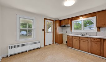 247 Stevens St, Bristol, CT 06010