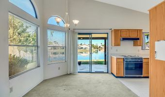 238 S LAKEVIEW Blvd, Chandler, AZ 85225