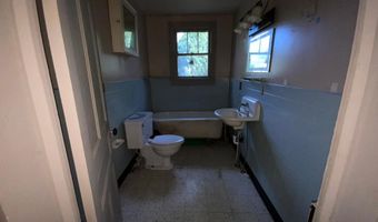 61 Fairview Rd, Andrews, NC 28901