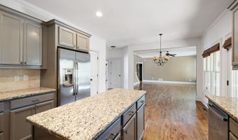 215 Arthur Hills Dr, Acworth, GA 30101