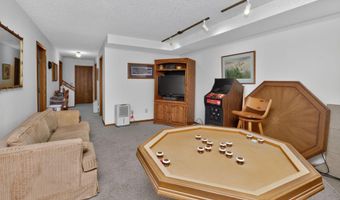 4612 Dover Dr, Ames, IA 50014