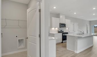 318 London Ct, Baxter, TN 38544