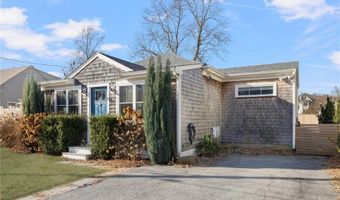 22 Walsh Ave, Barrington, RI 02806