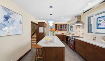 1800 Versailles Ave, Alameda, CA 94501