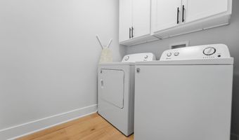 1282 Oak St, Columbus, OH 43205