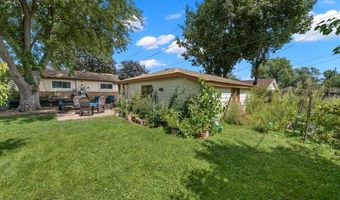 539 W Rose Ave, Addison, IL 60101