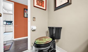 9341 E Bay Harbor Dr 3D, Bay Harbor Islands, FL 33154