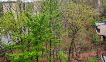 5904 MOUNT EAGLE Dr 718, Alexandria, VA 22303
