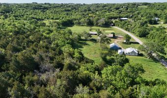 762 E 1100 Rd, Baldwin City, KS 66006
