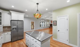 1027 SEABIRD Dr SW, Bandon, OR 97411