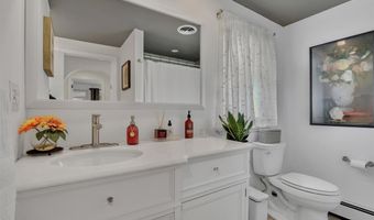 6 Beechwood Cir, Cromwell, CT 06416