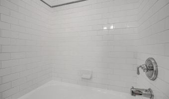522 S CURLEY St, Baltimore, MD 21224