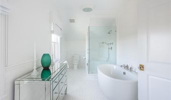 78 Rhode Island Ave 8, Newport, RI 02840