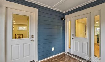 5 Elmore St, Asheville, NC 28804