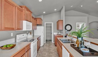 2828 Lucia Ct NW, Albany, OR 97321