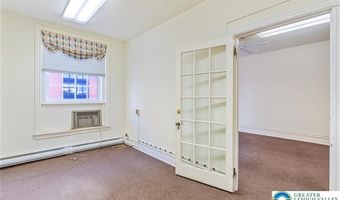 911 W Hamilton St, Allentown, PA 18101