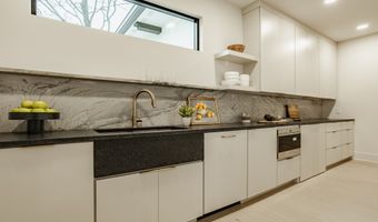 4094 Chapel Hill Ct, Bargersville, IN 46106