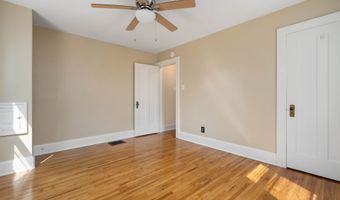 37 E Lakeview Ave, Columbus, OH 43202