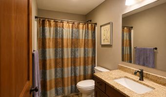 2112 S Lawson St, Aberdeen, SD 57401