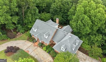 355 Smoke Rise Dr, Baldwin, GA 30511