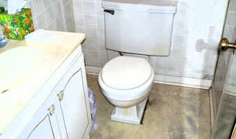 610 BURKE St, Ashdown, AR 71822