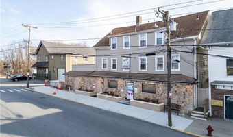 350 River St, Woonsocket, RI 02895