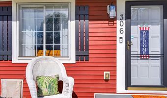 306 S 8th Ave, Beech Grove, IN 46107