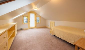 25 S Main St, Belchertown, MA 01007
