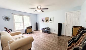 445 Church St, Brooklyn, CT 06234
