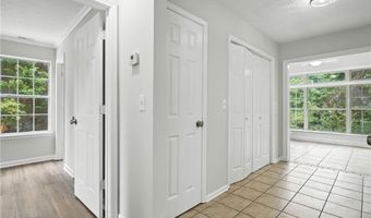 16 Oak Grove Ct, Adairsville, GA 30103