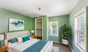 15 Dummer Street Ct, Bath, ME 04530