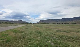38 Stillwater Dr, Cody, WY 82414
