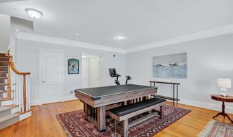 1857 POTOMAC GREENS Dr, Alexandria, VA 22314