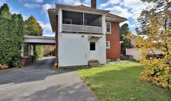 320 S 9TH St, Akron, PA 17501