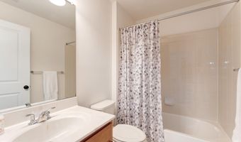 42824 EDGEGROVE HEIGHTS Ter, Ashburn, VA 20148