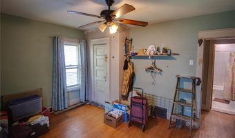 2612 Yager Ave, Alton, IL 62002