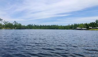 2687 Linda Ln, Alford, FL 32420