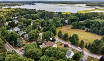 1 Mallard Cove Way, Barrington, RI 02806